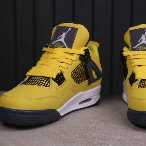 Air Jordan 4 AJ4 Hornet size 11.5 main image 8